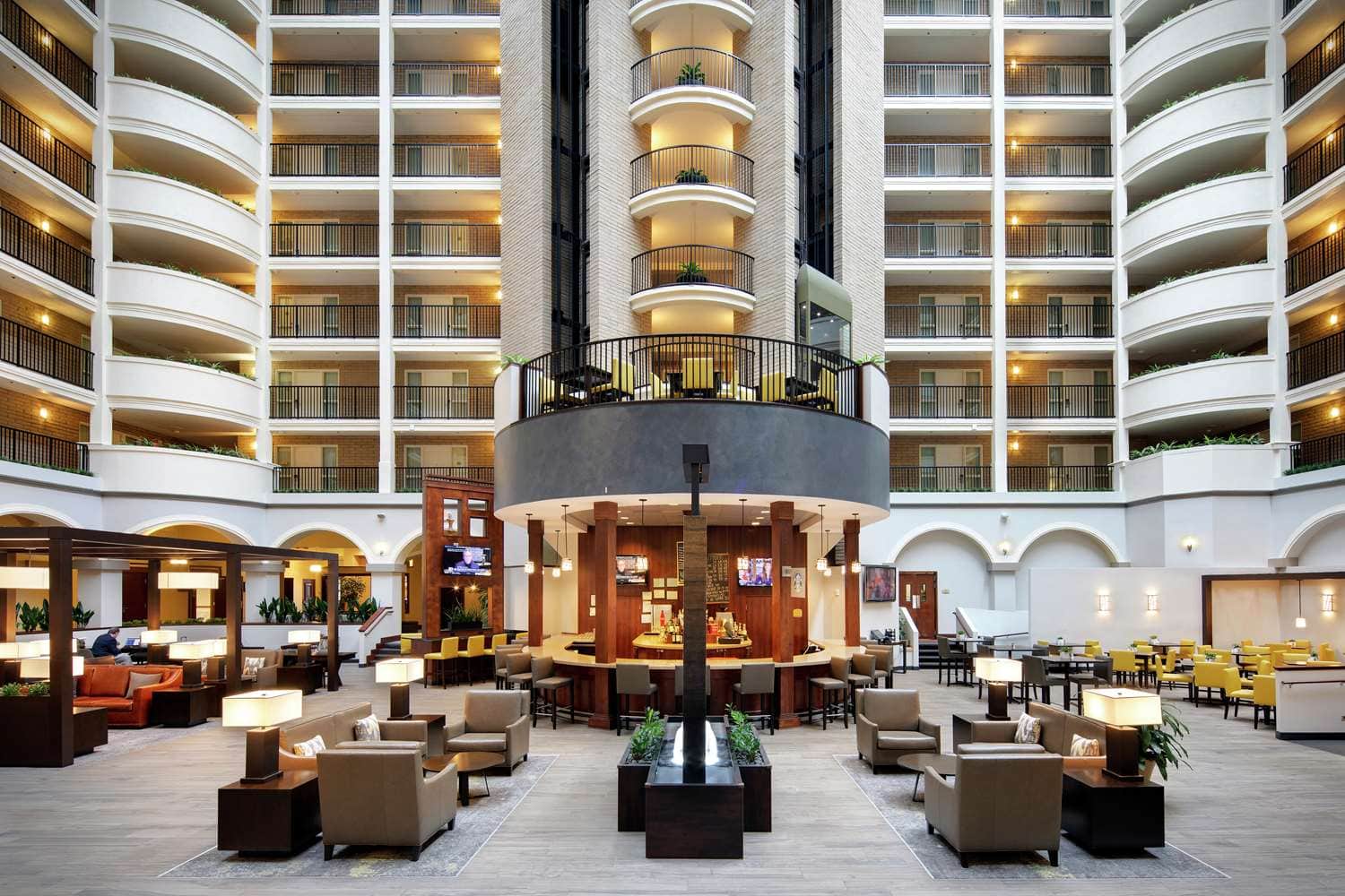 Embassy Suites Dallas - Park Central Area