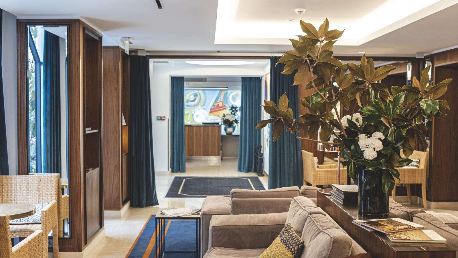 Hôtel Eiffel Blomet