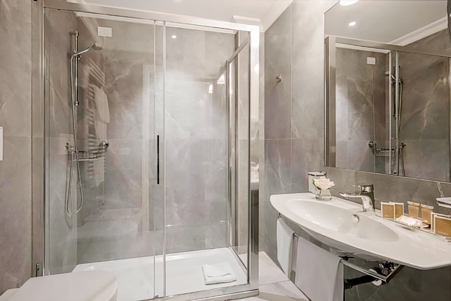 Hotel Shangri-La Roma by OMNIA hotels