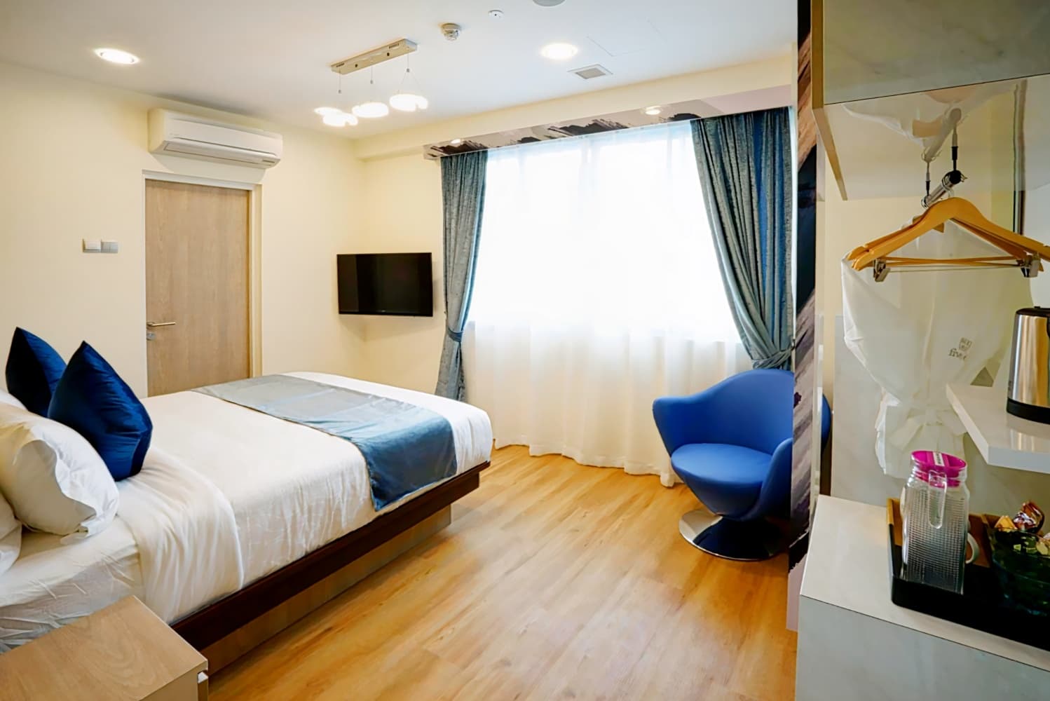 five/6 Hotel Splendour