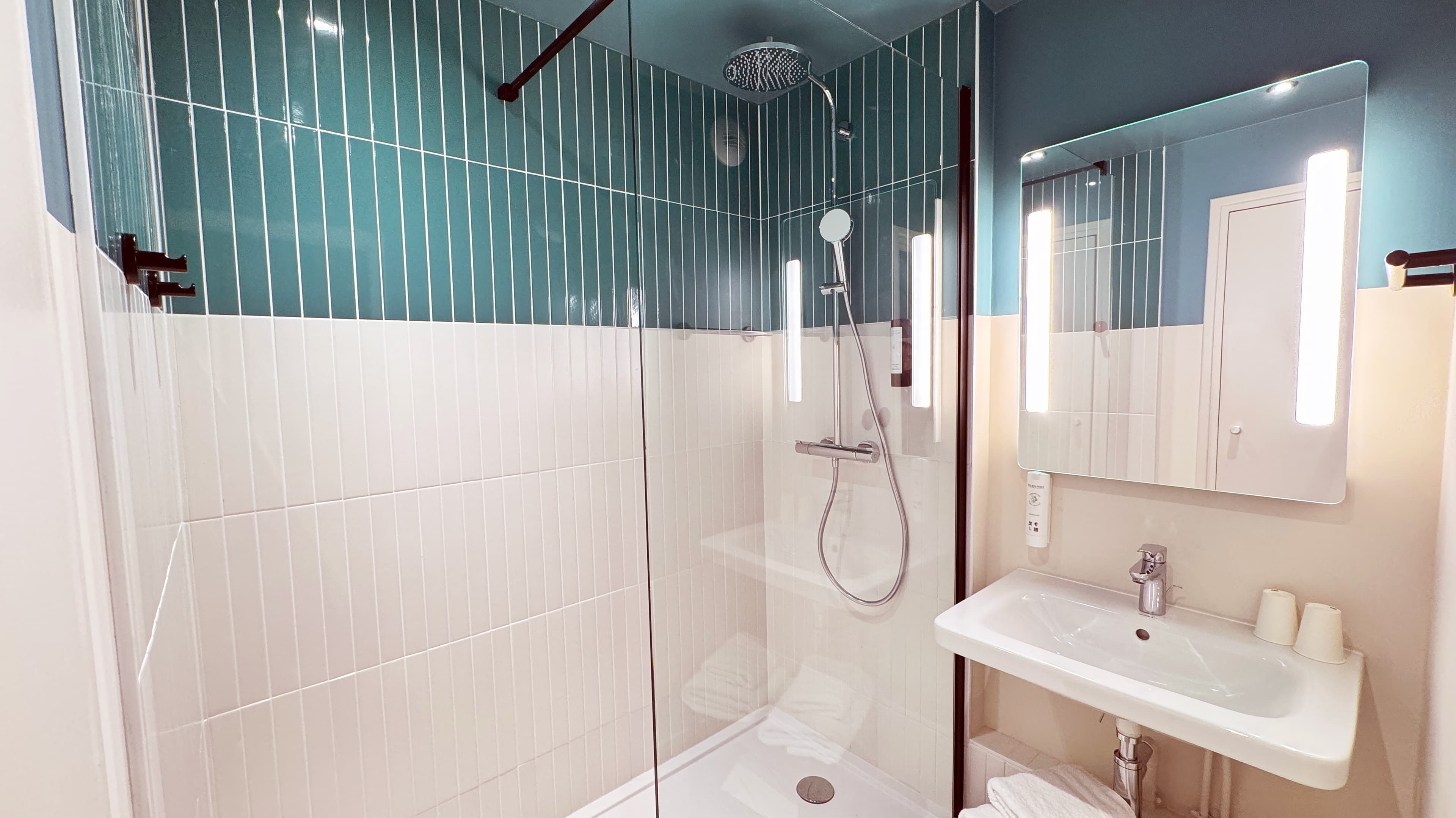 Kyriad Prestige Compiègne