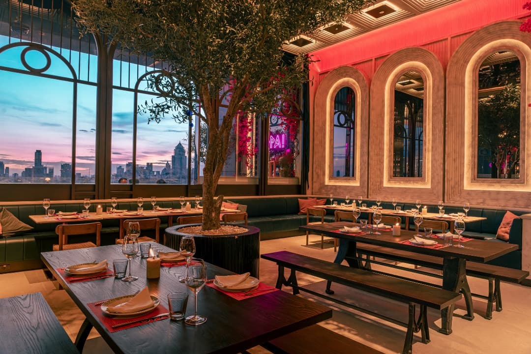 Column Bangkok Hotel