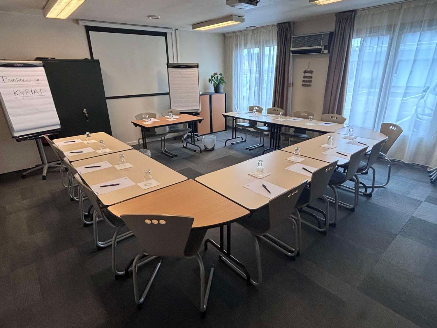 Kyriad Aéroport Marseille