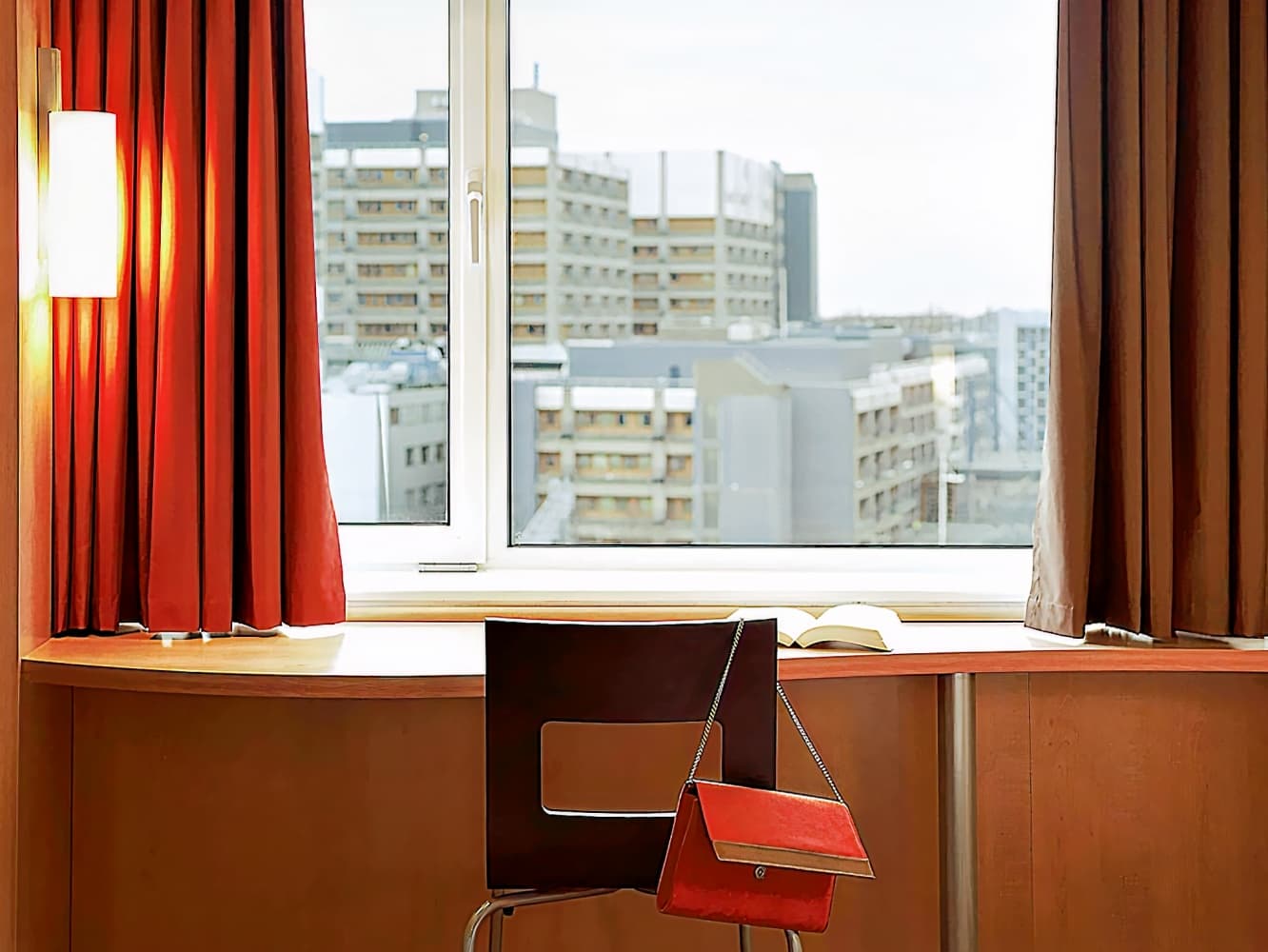 ibis Calais Car Ferry