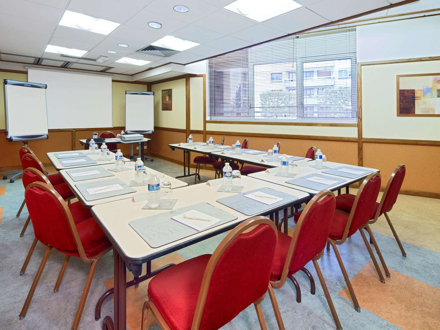 Kyriad Prestige Joinville le Pont