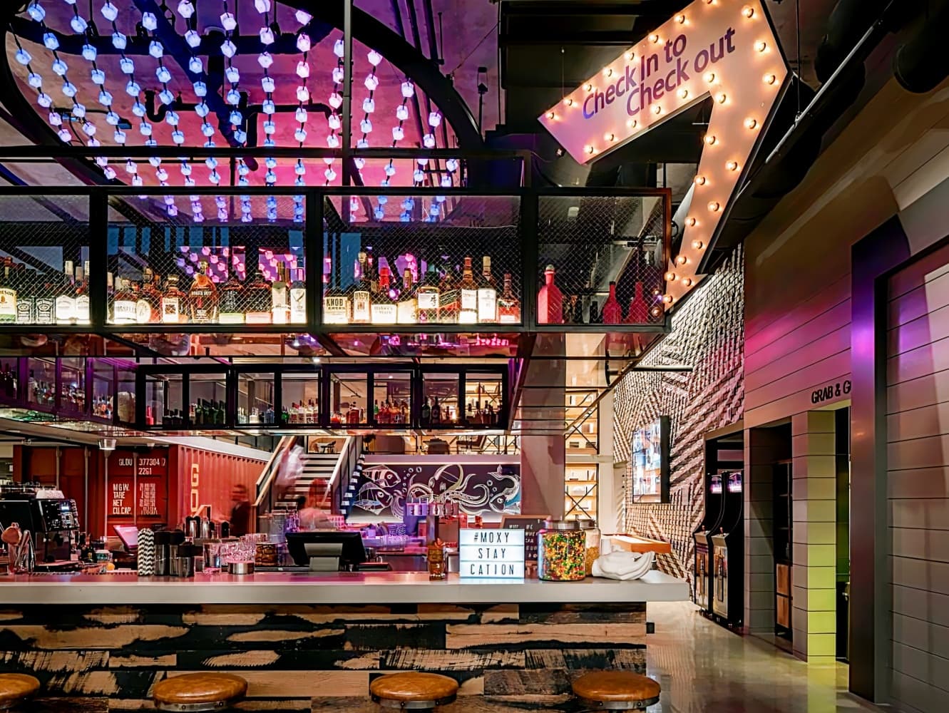 Moxy San Diego Downtown/Gaslamp Quarter