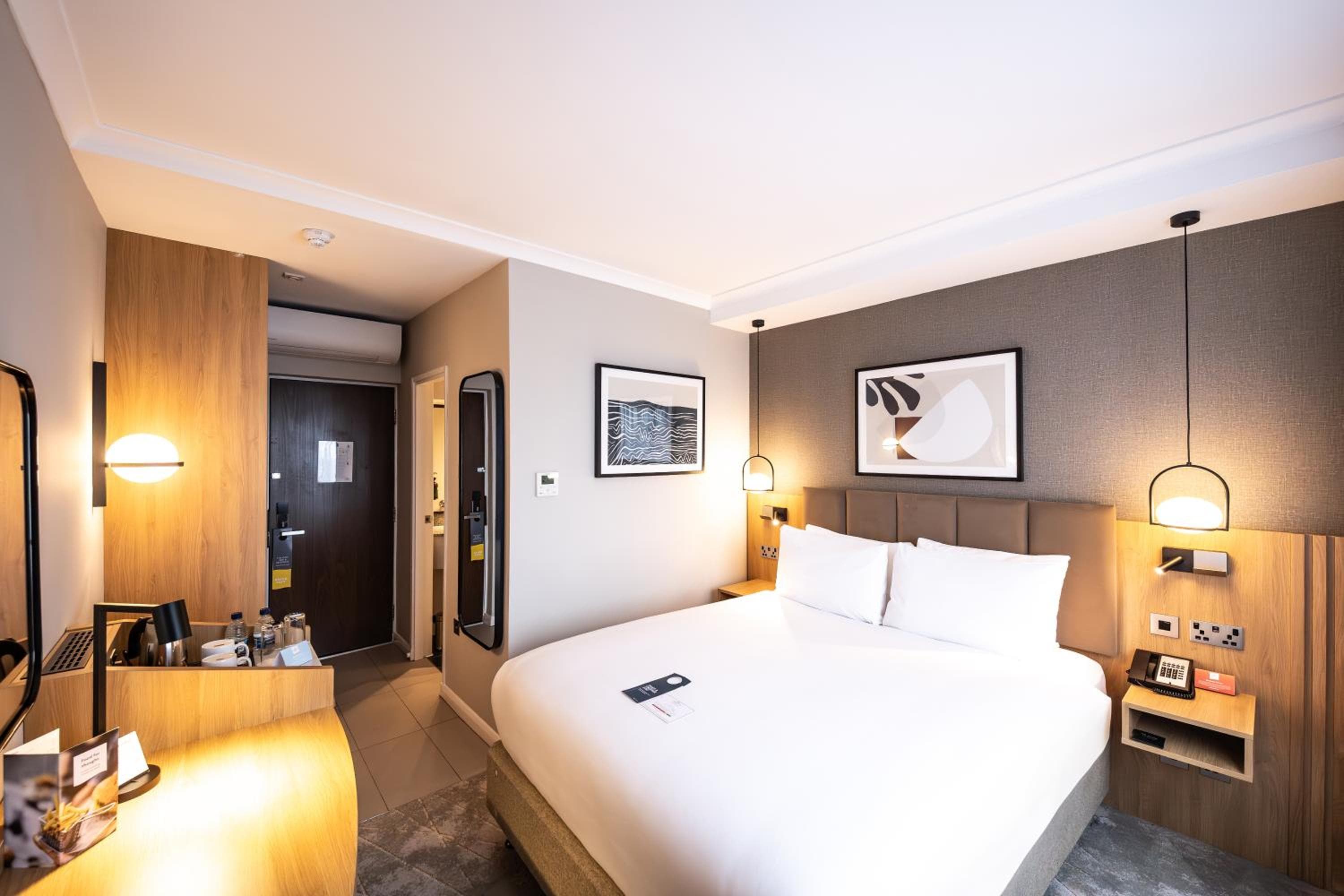 Crowne Plaza London - Gatwick Airport, an IHG Hotel