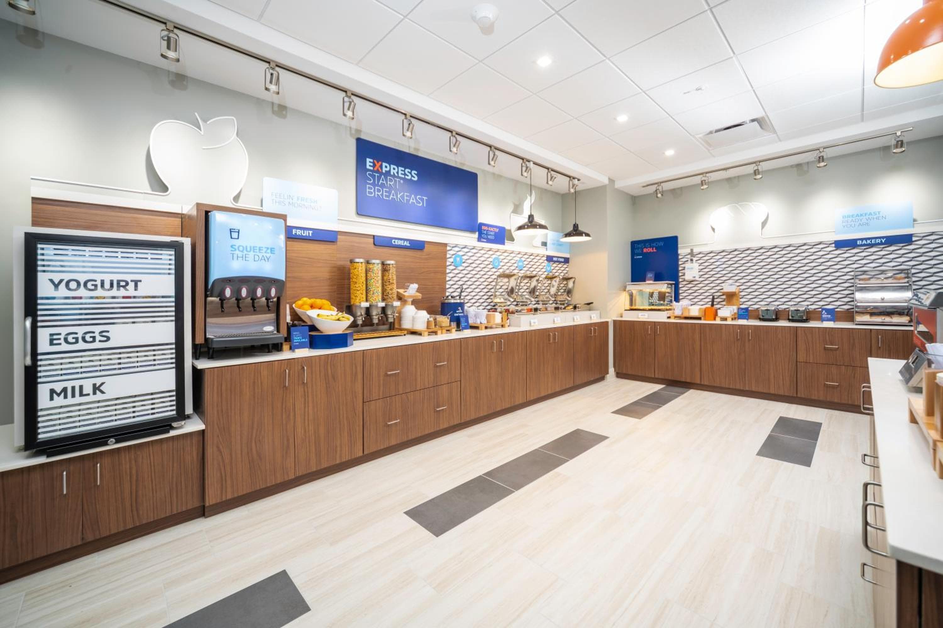 Holiday Inn Express & Suites - Fort Myers Airport