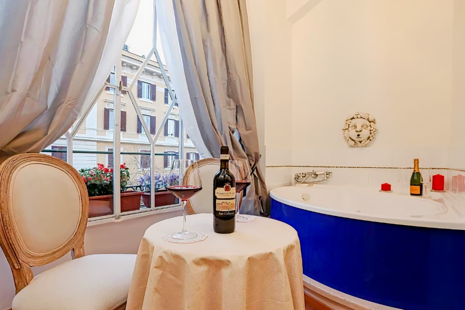 Grand Tour Rome Suites - Liberty Collection