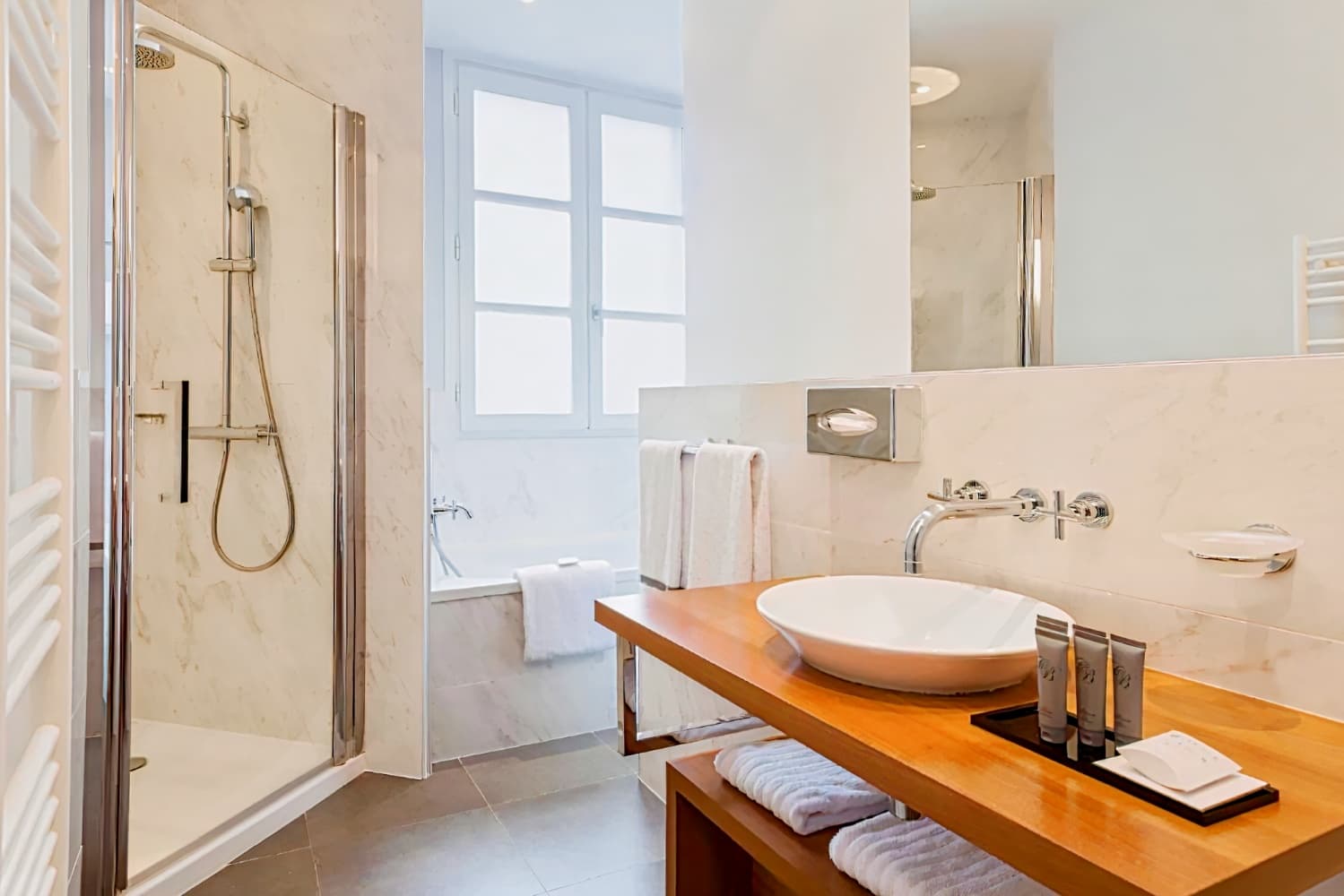 Château Belmont Tours by The Crest Collection