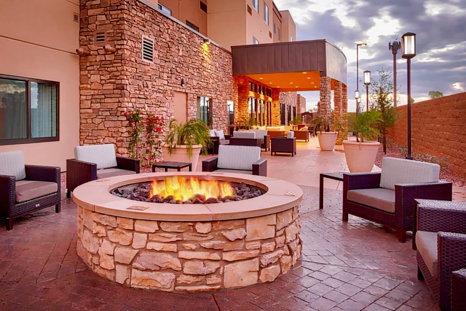 Courtyard Phoenix Mesa Gateway Airport