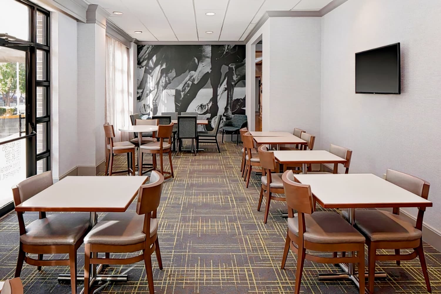 Hampton Inn Louisville Downtown