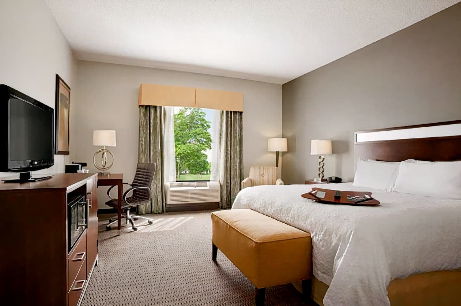 Hampton Inn & Suites Mansfield