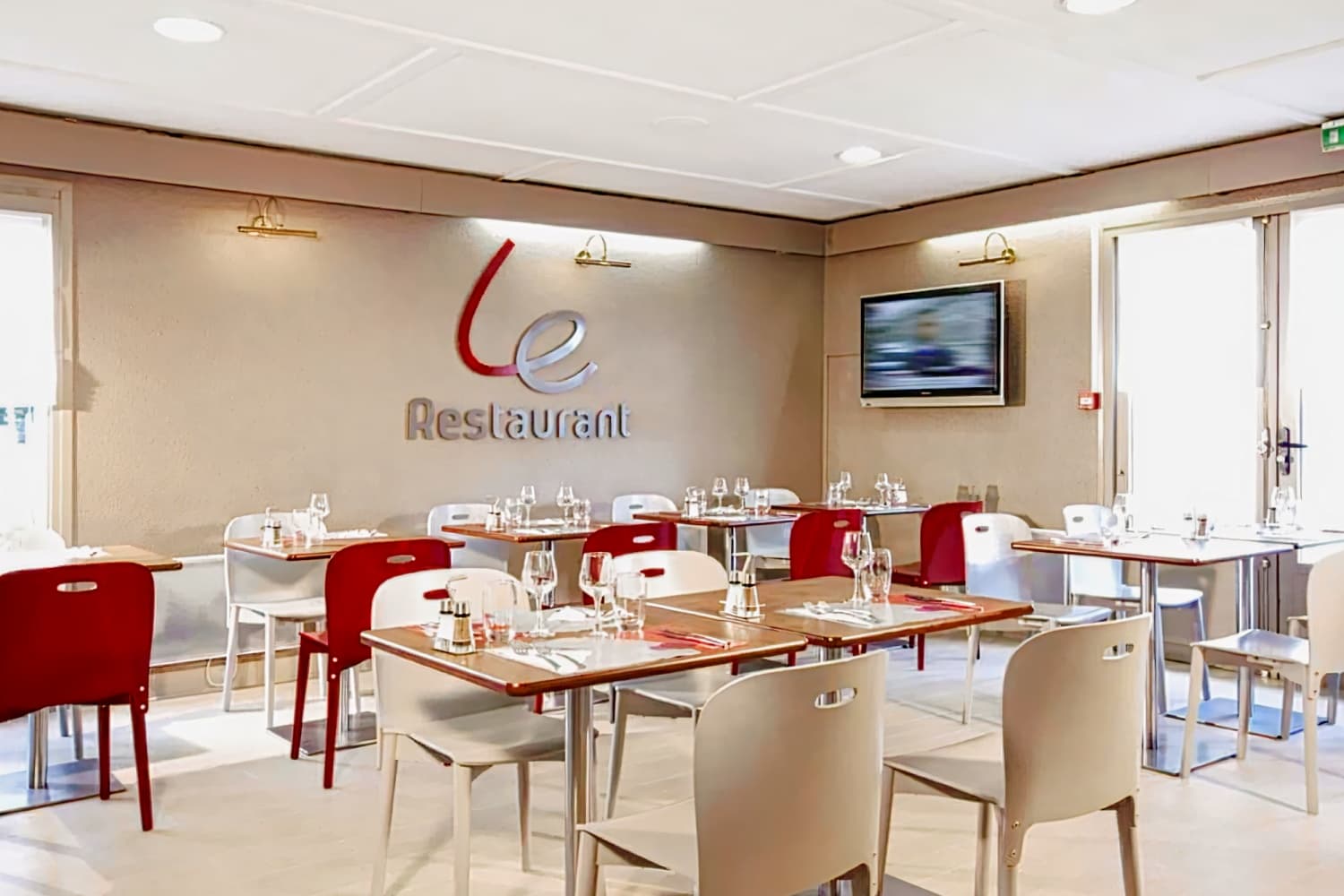 Campanile Caen Est - Mondeville