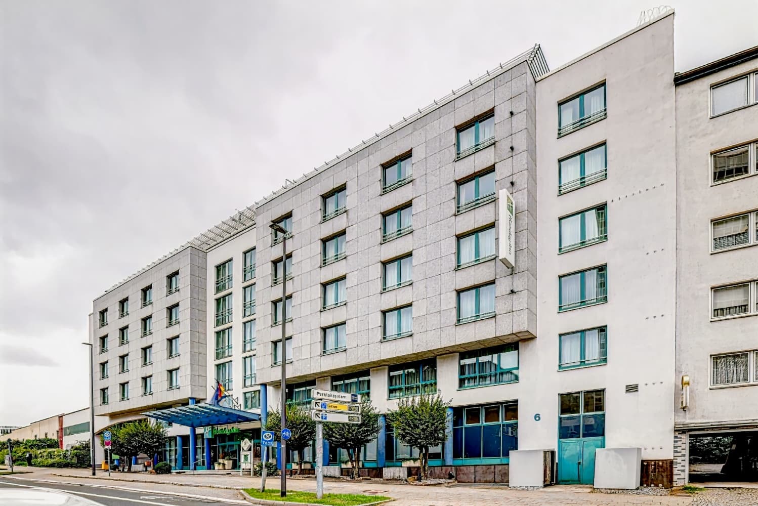 FOUR Essen City Centre