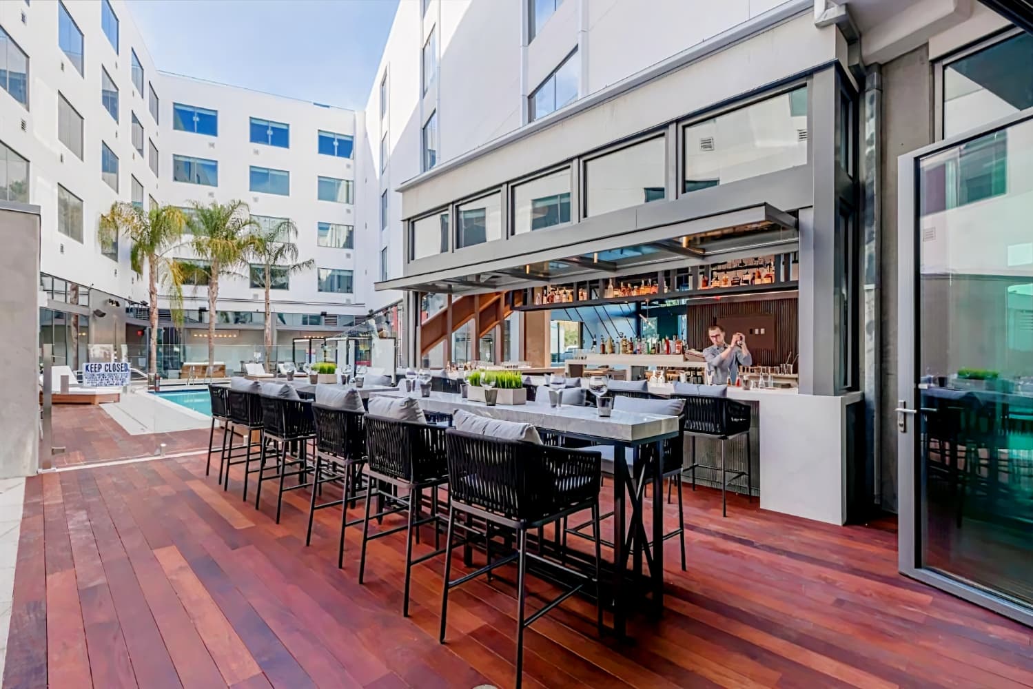 Shashi Hotel Mountain View, an Urban Resort