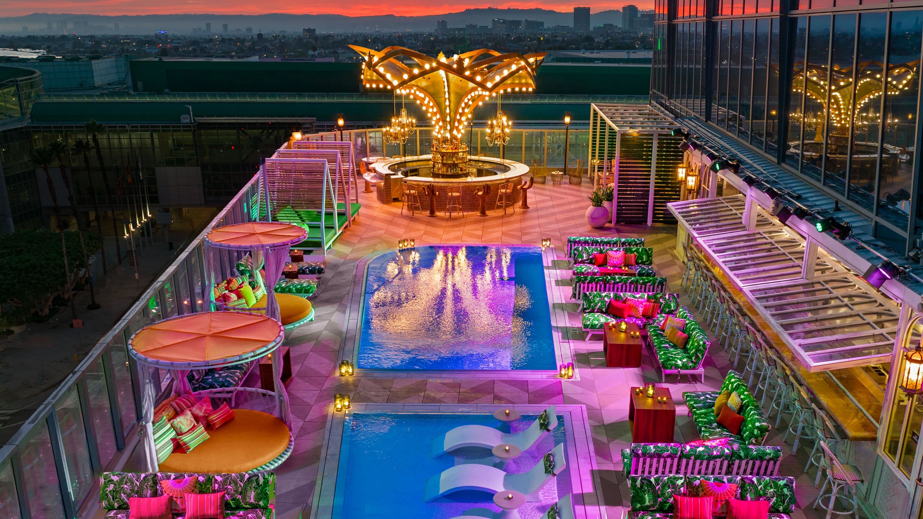 Moxy Downtown Los Angeles