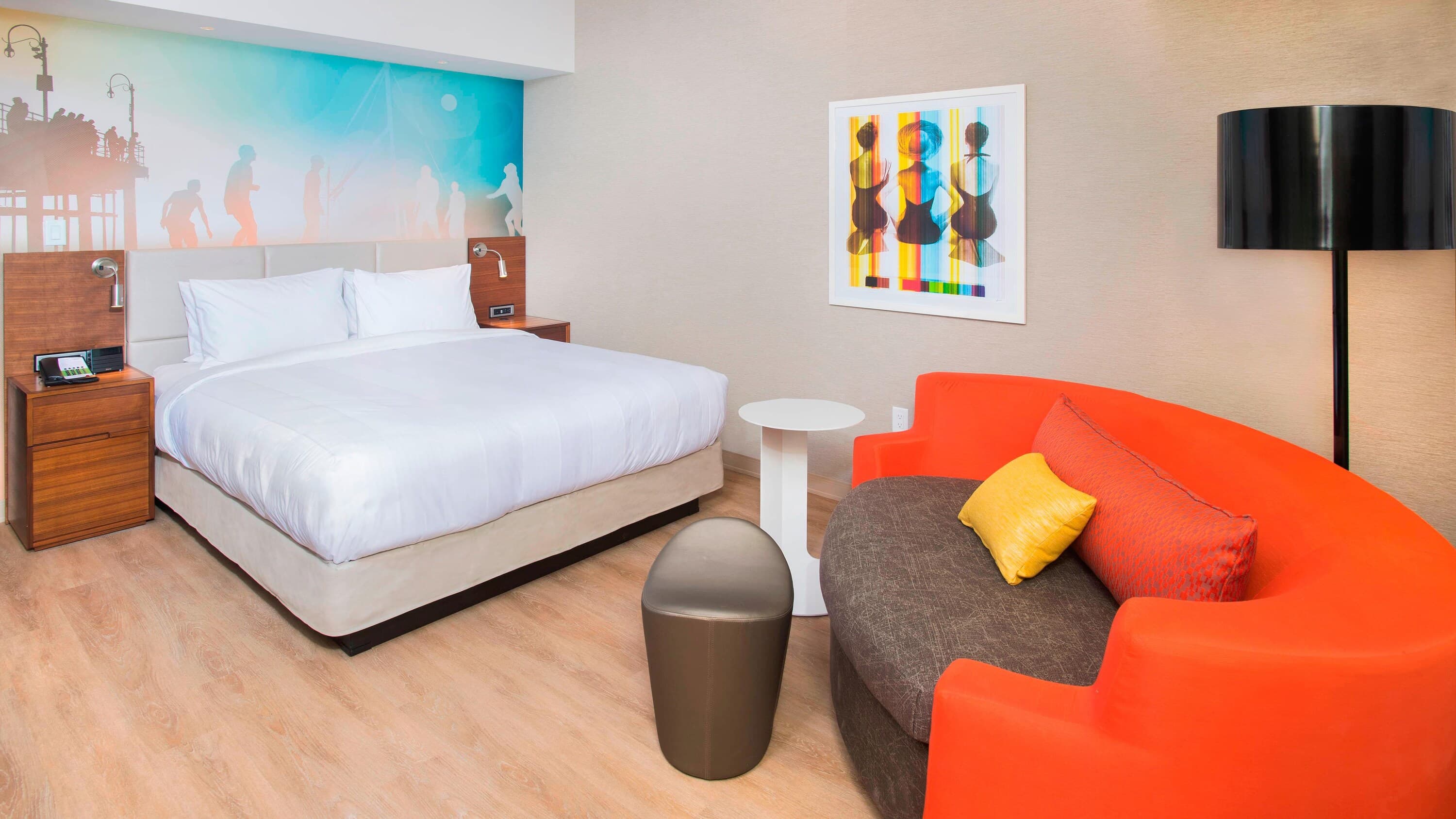 Courtyard by Marriott Santa Monica