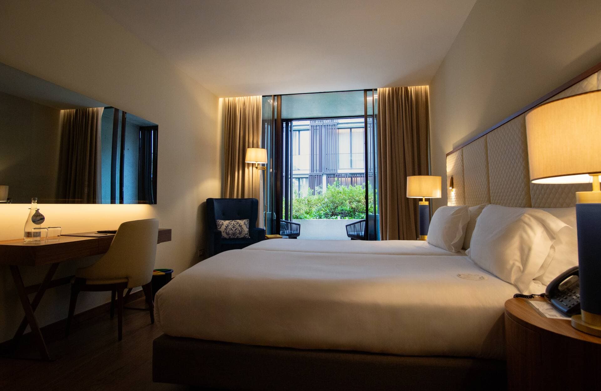 Boeira Garden Hotel Porto Gaia, Curio Collection by Hilton