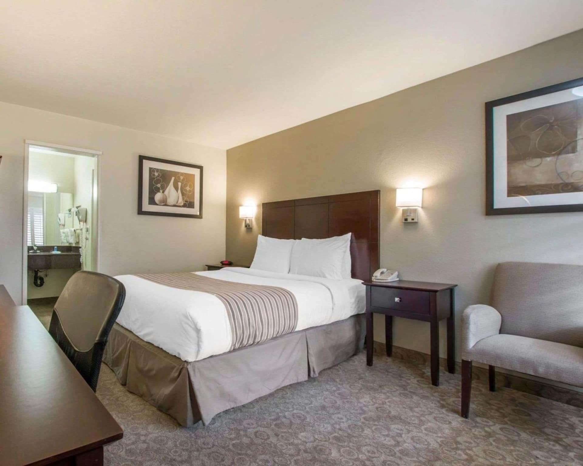 Rodeway Inn Convention Center