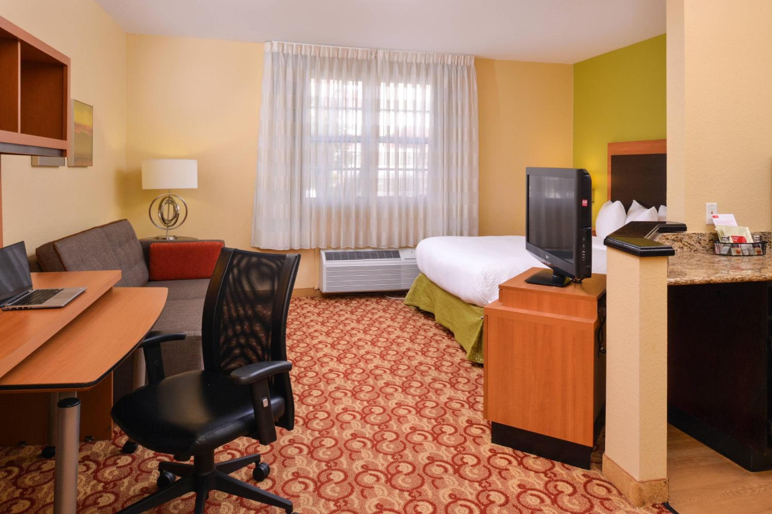 Candlewood Suites Miami Lakes by IHG