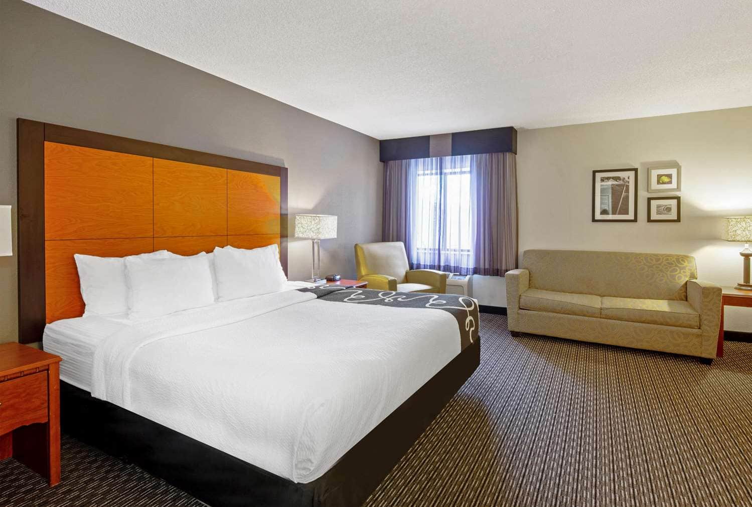 La Quinta by Wyndham Harrisburg Airport Hershey