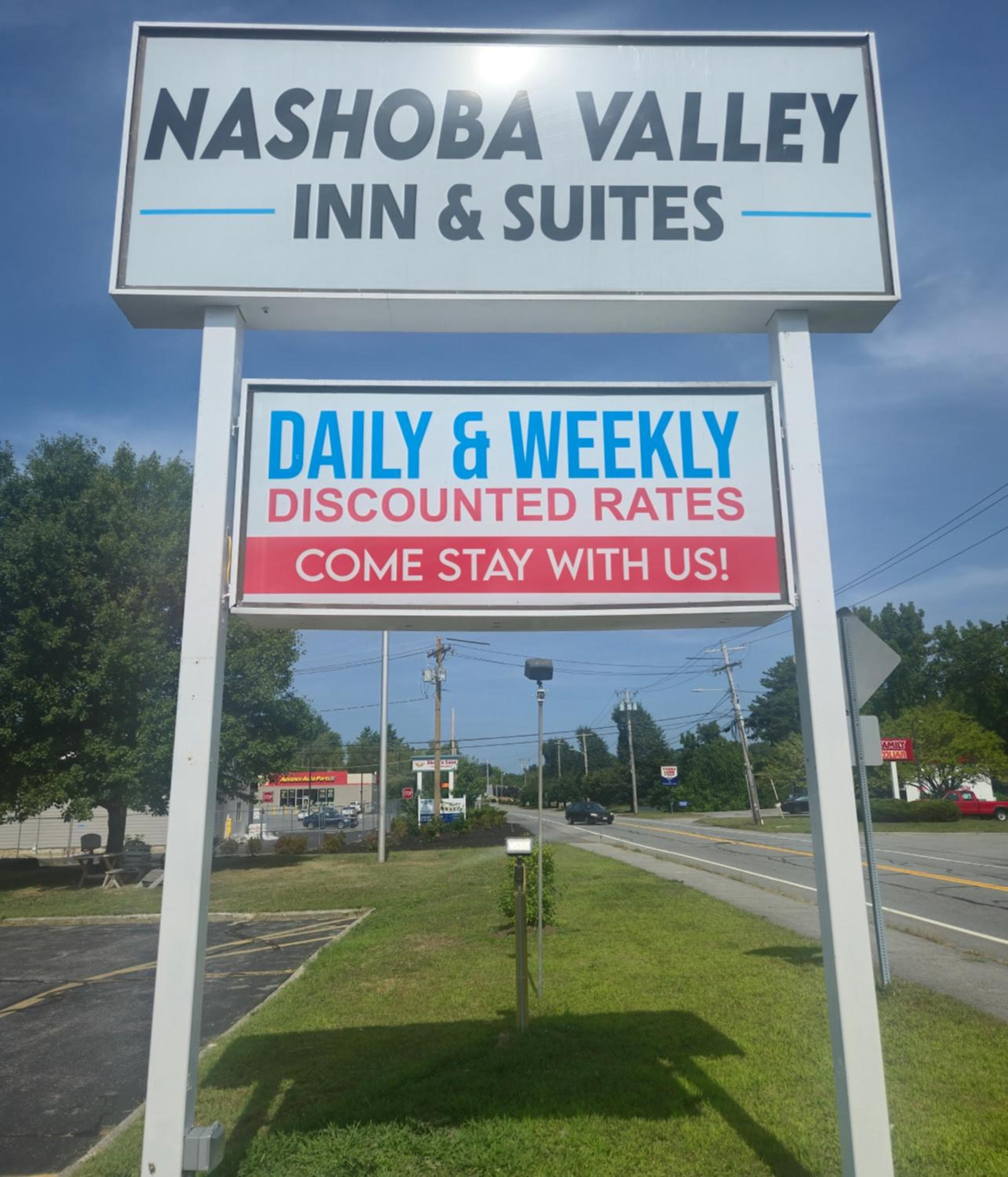 Naahoba Valley Inn & Suites