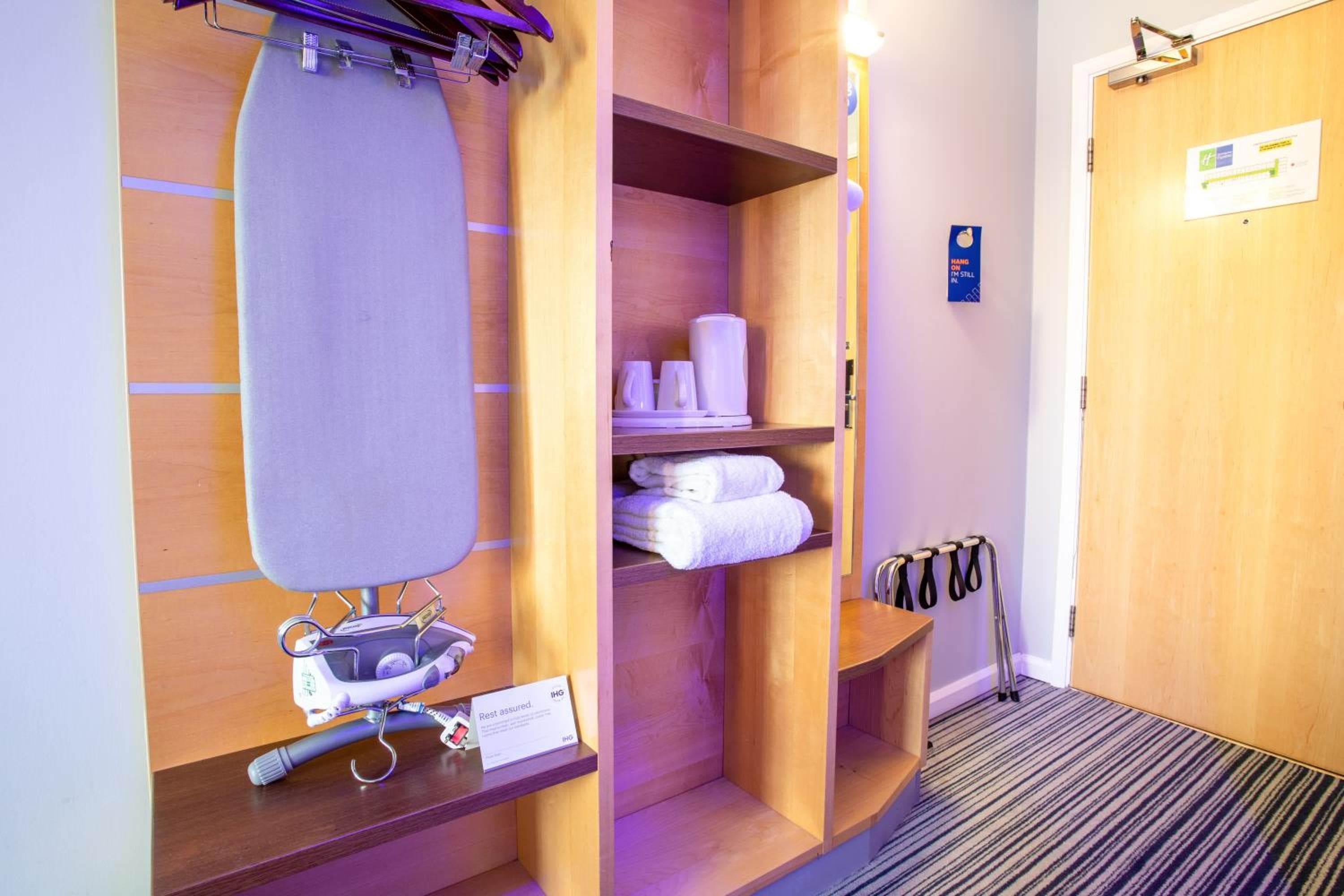 Holiday Inn Express - Dunfermline