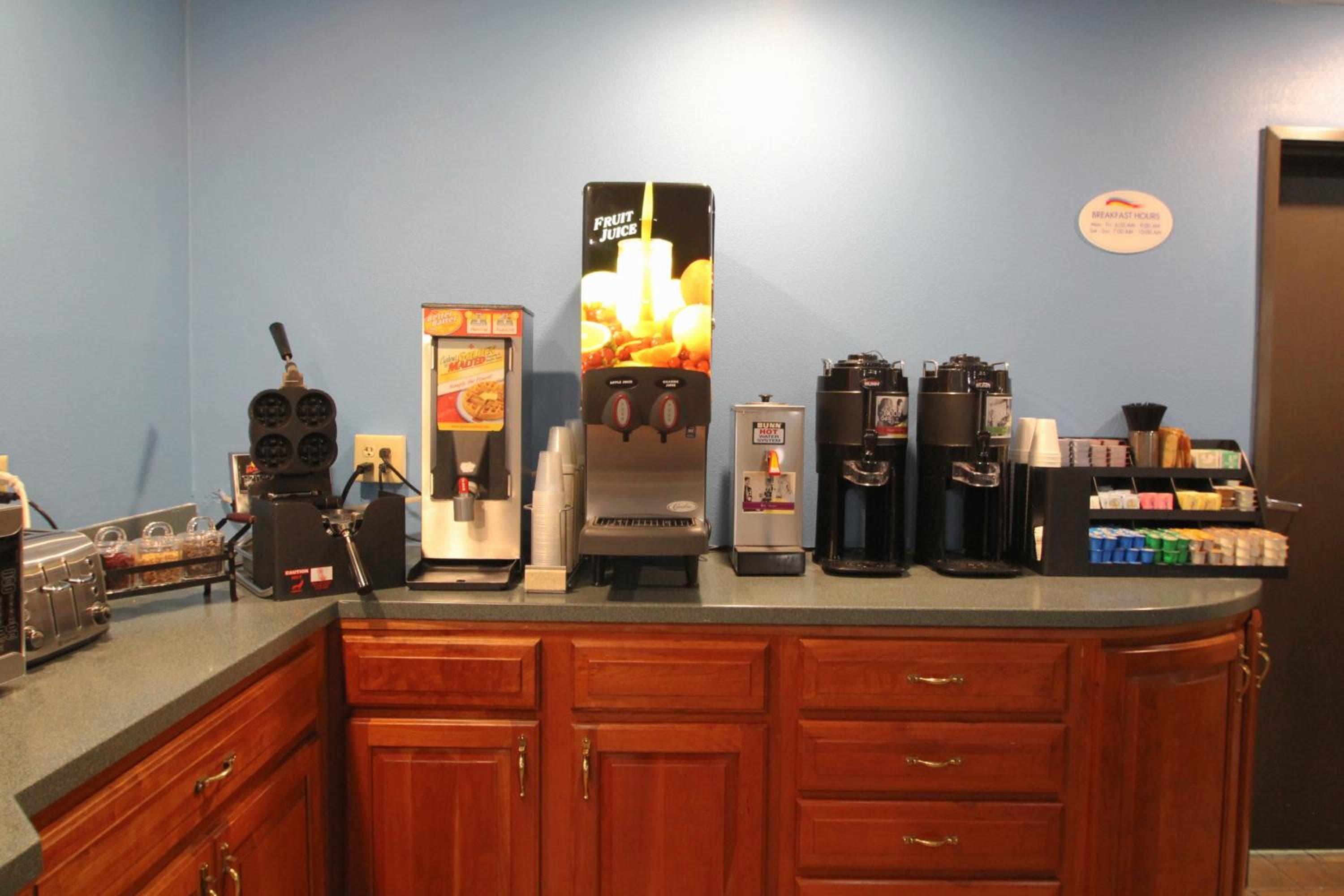 Baymont Inn & Suites by Wyndham Lafayette / Purdue Area