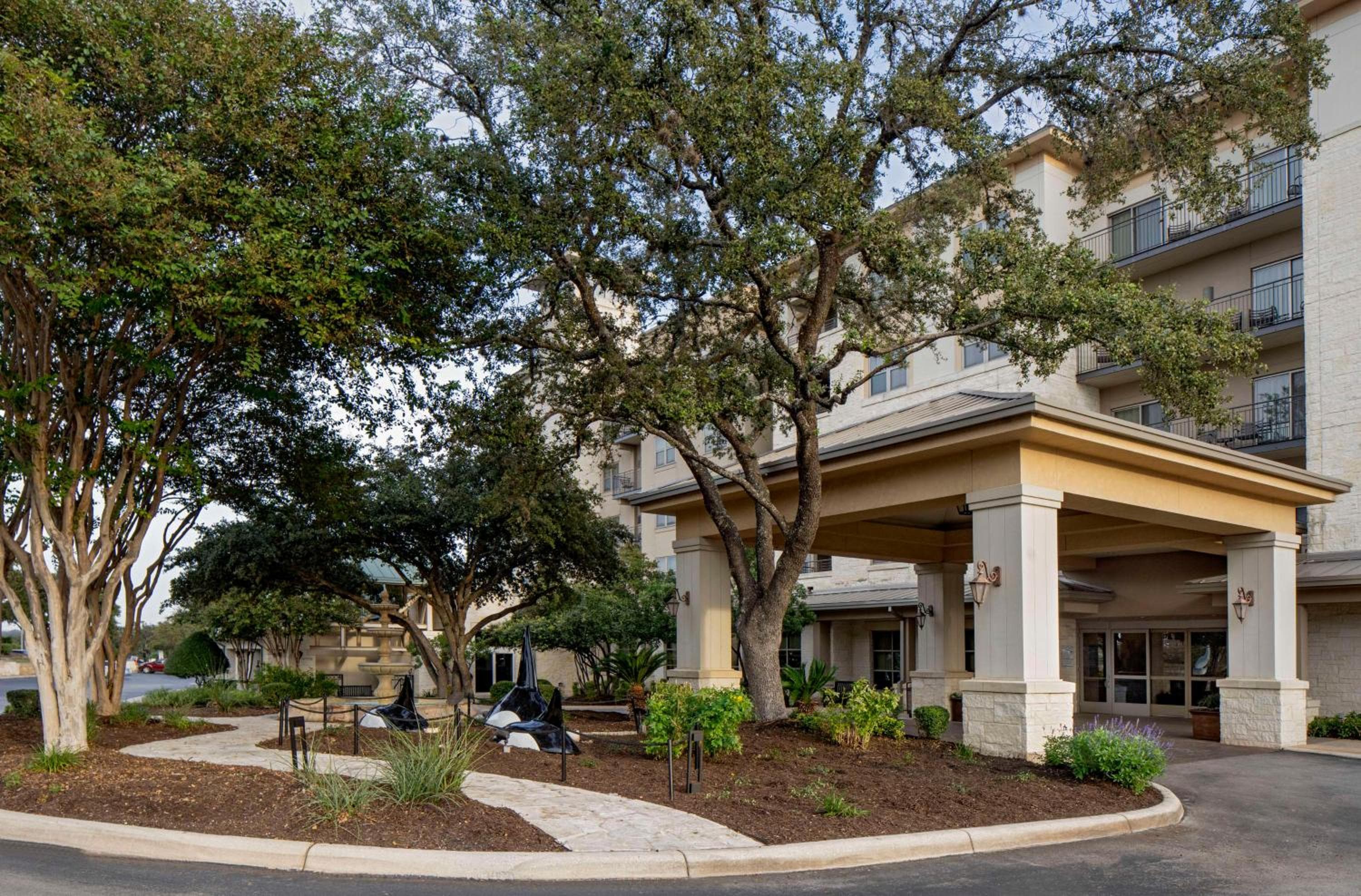 Hilton San Antonio Hill Country