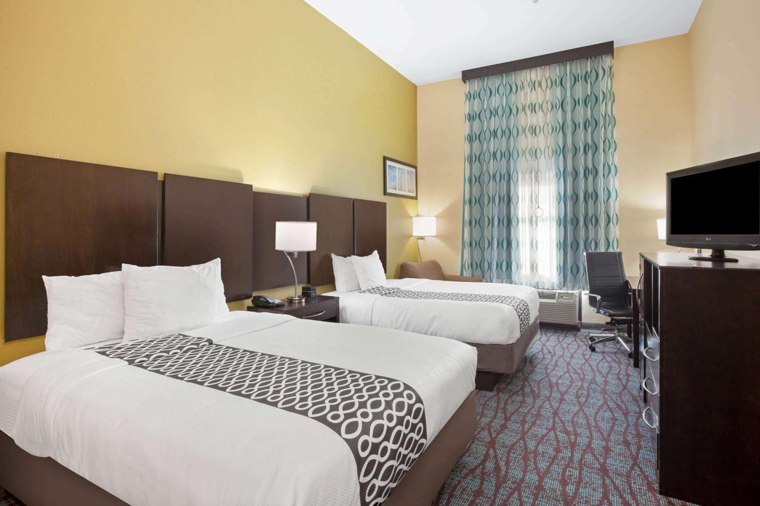 La Quinta Inn & Suites By Wyndham Houston Pasadena North