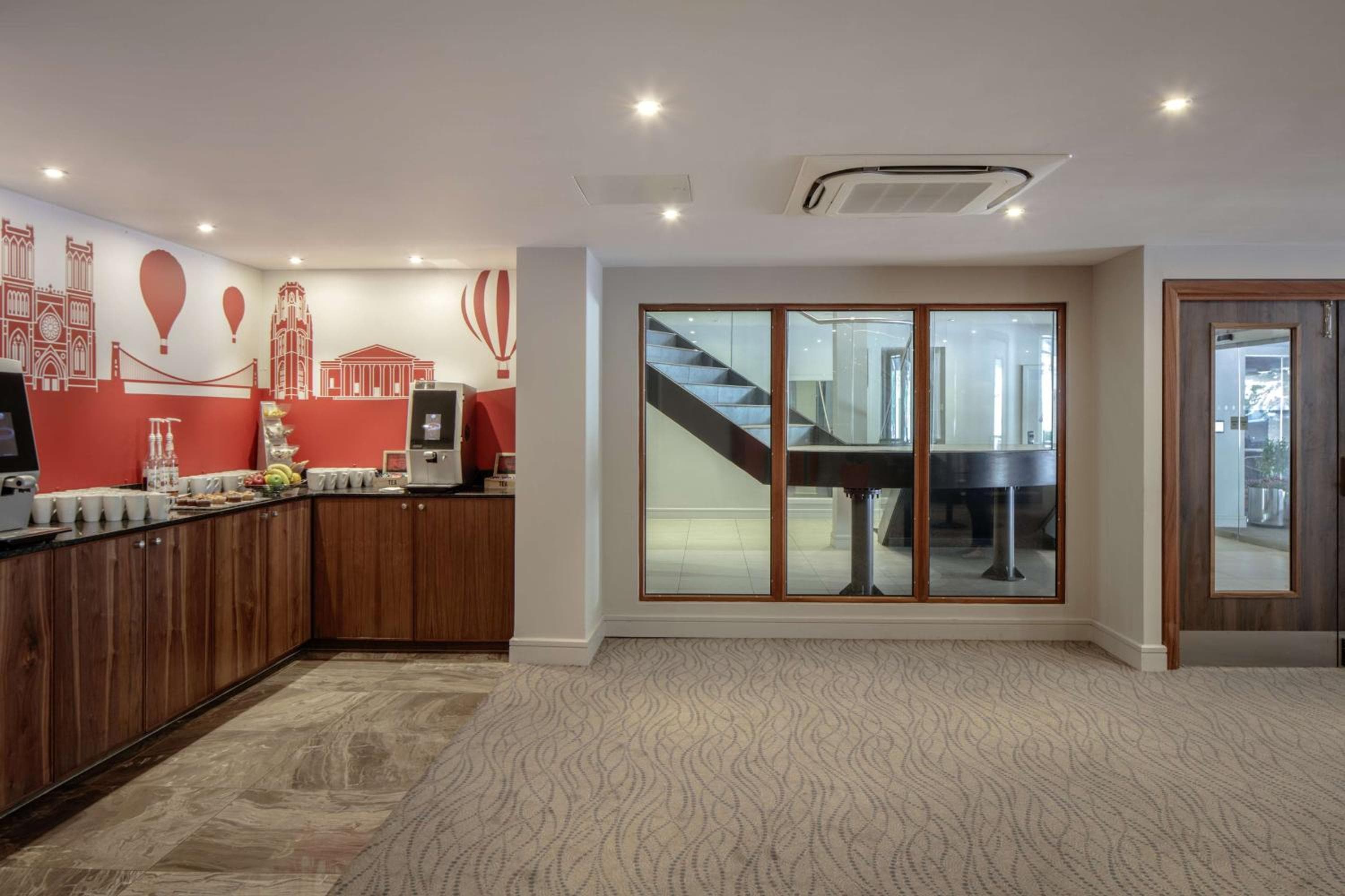 DoubleTree by Hilton Bristol City Centre