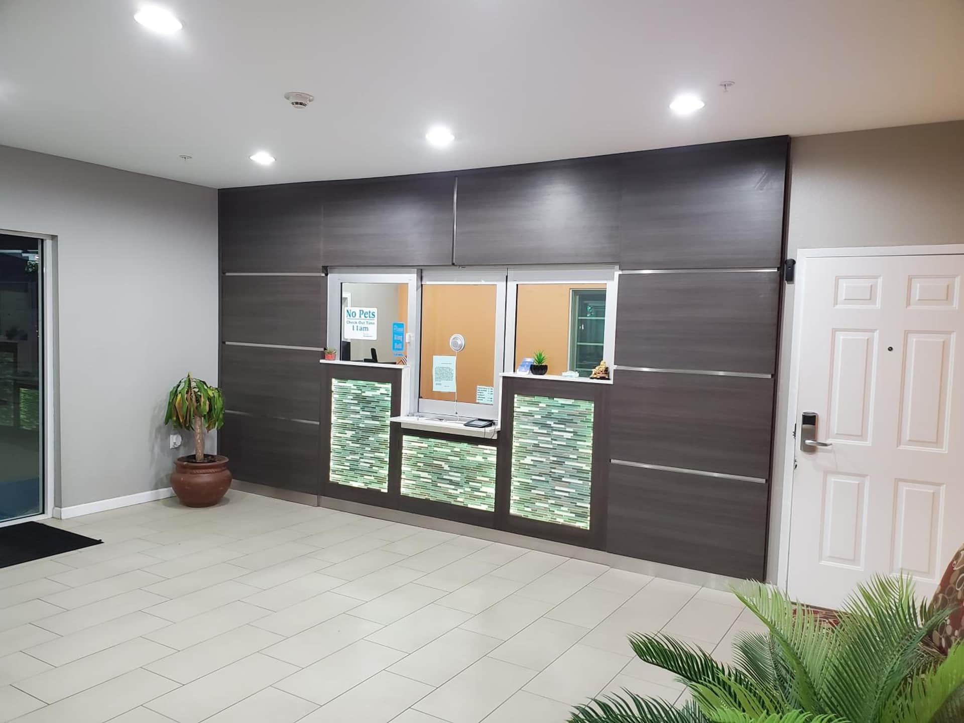 Haven Inn & Suites Willowbrook