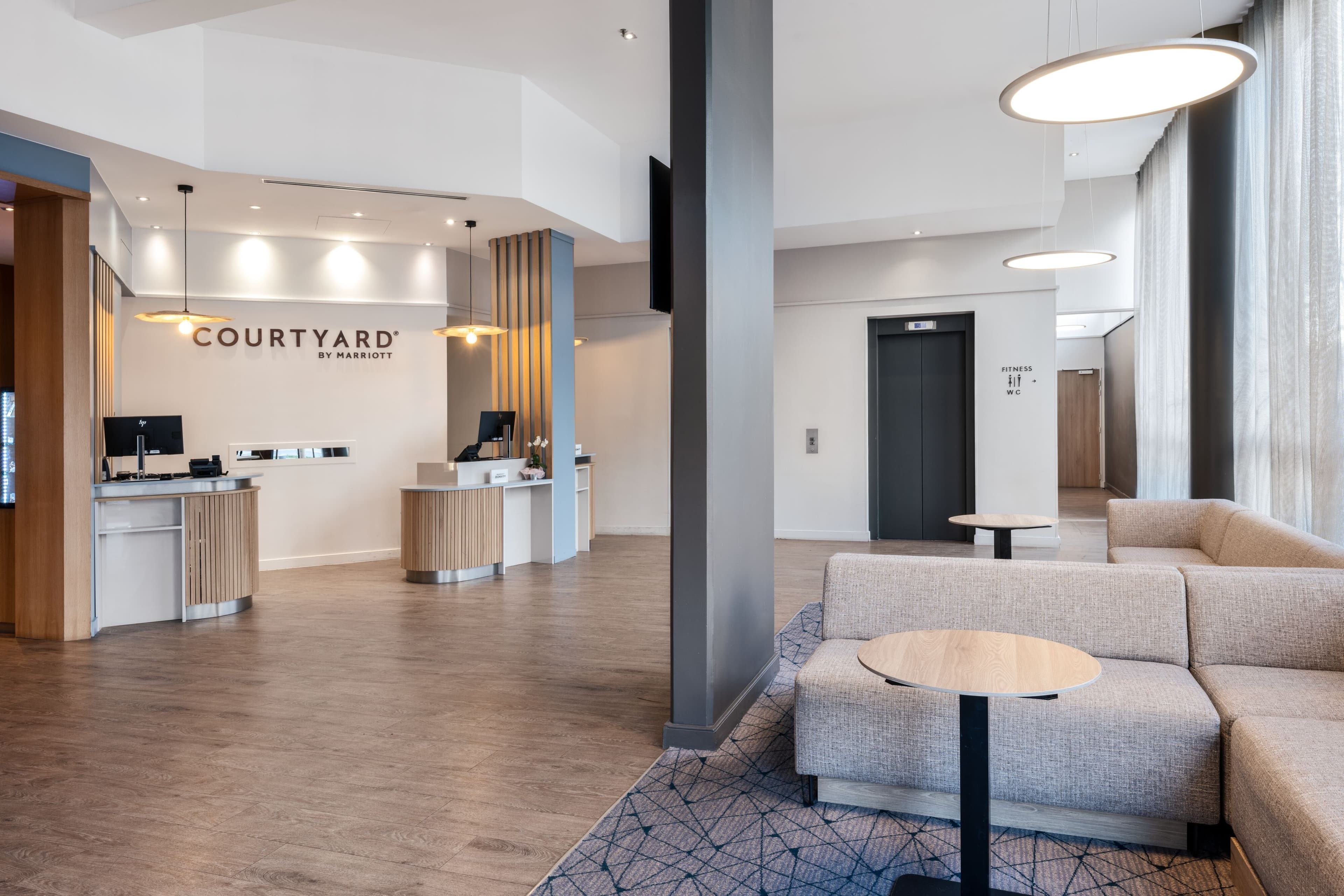 Courtyard by Marriott Paris La Defense West - Colombes