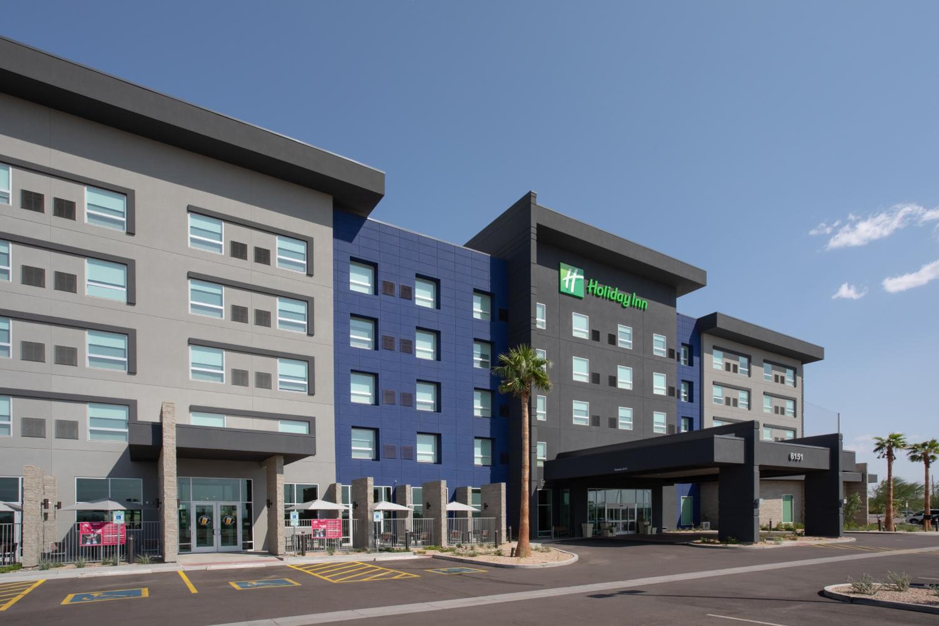 Holiday Inn Glendale - Stadium & Ent Dist by IHG