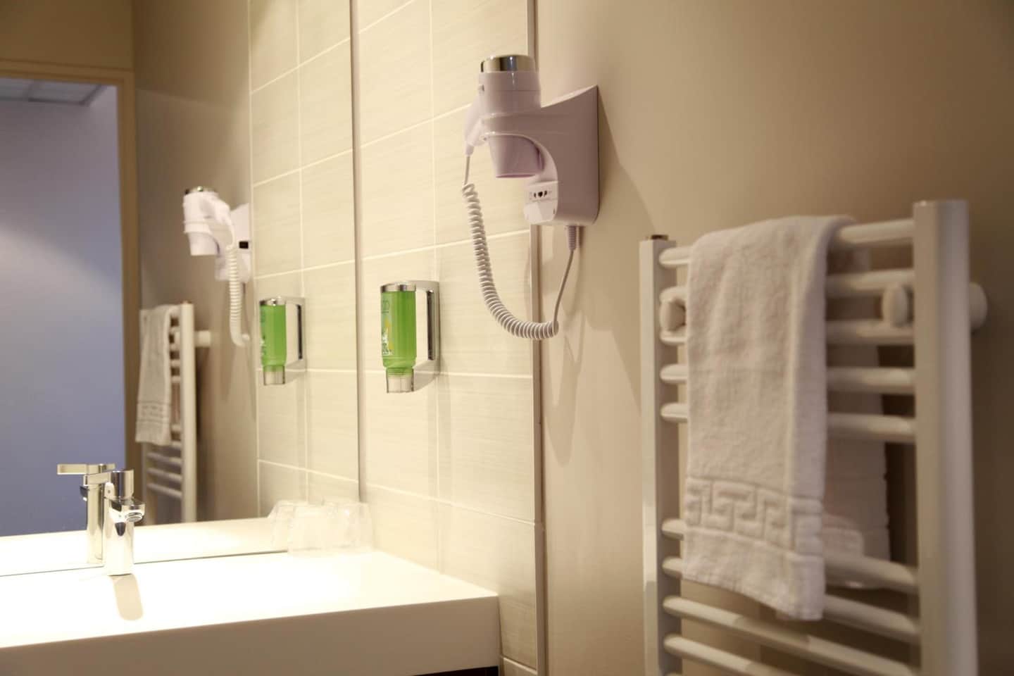 Brit Hotel Vannes - Theix Golfe du Morbihan