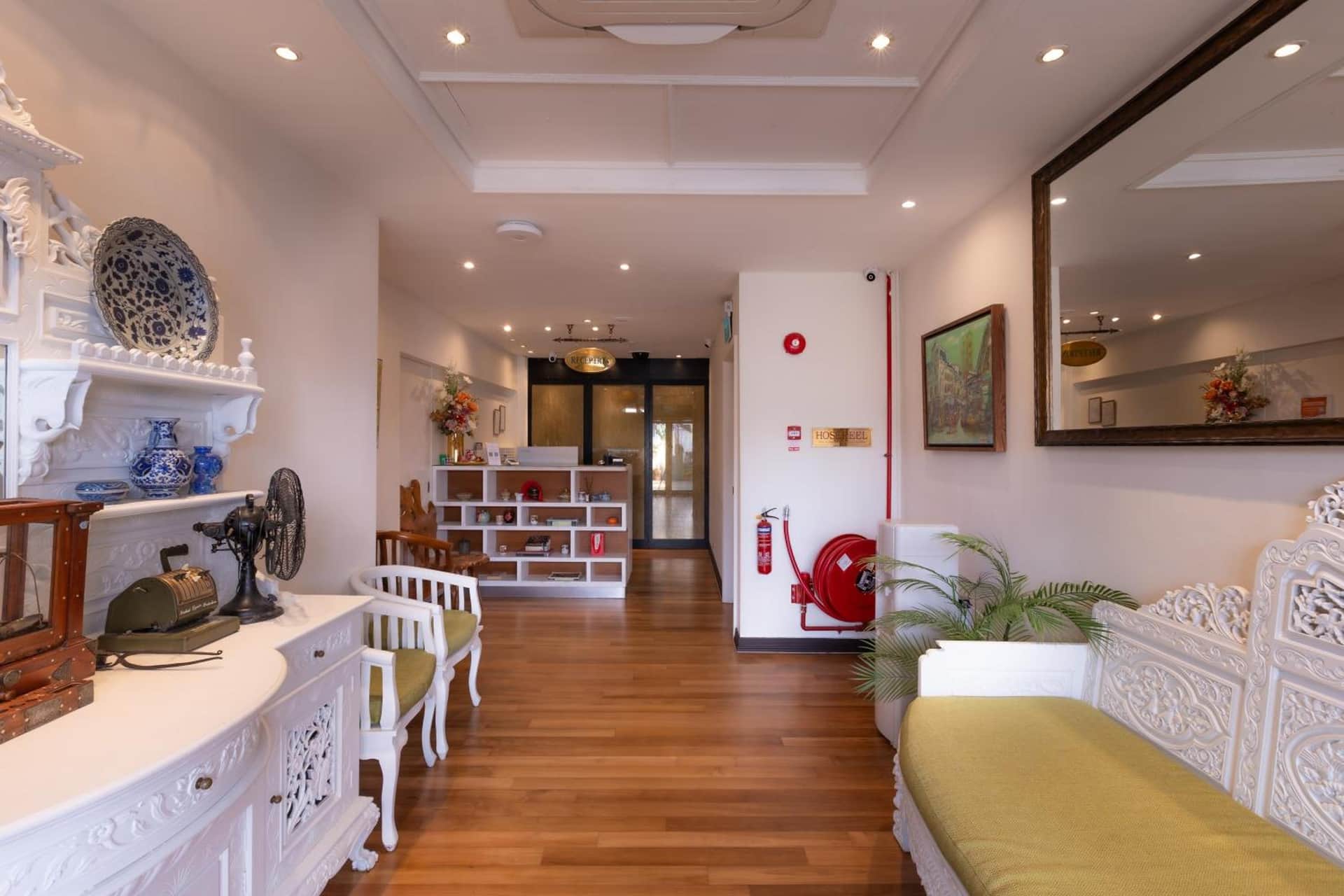 iNN at Temple St by Q Loft