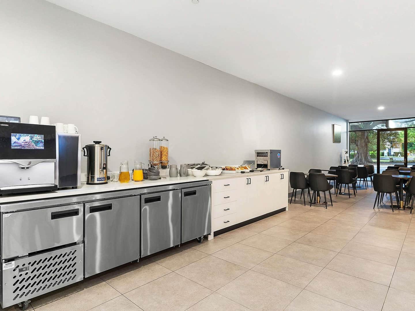 BreakFree on Broadway Sydney