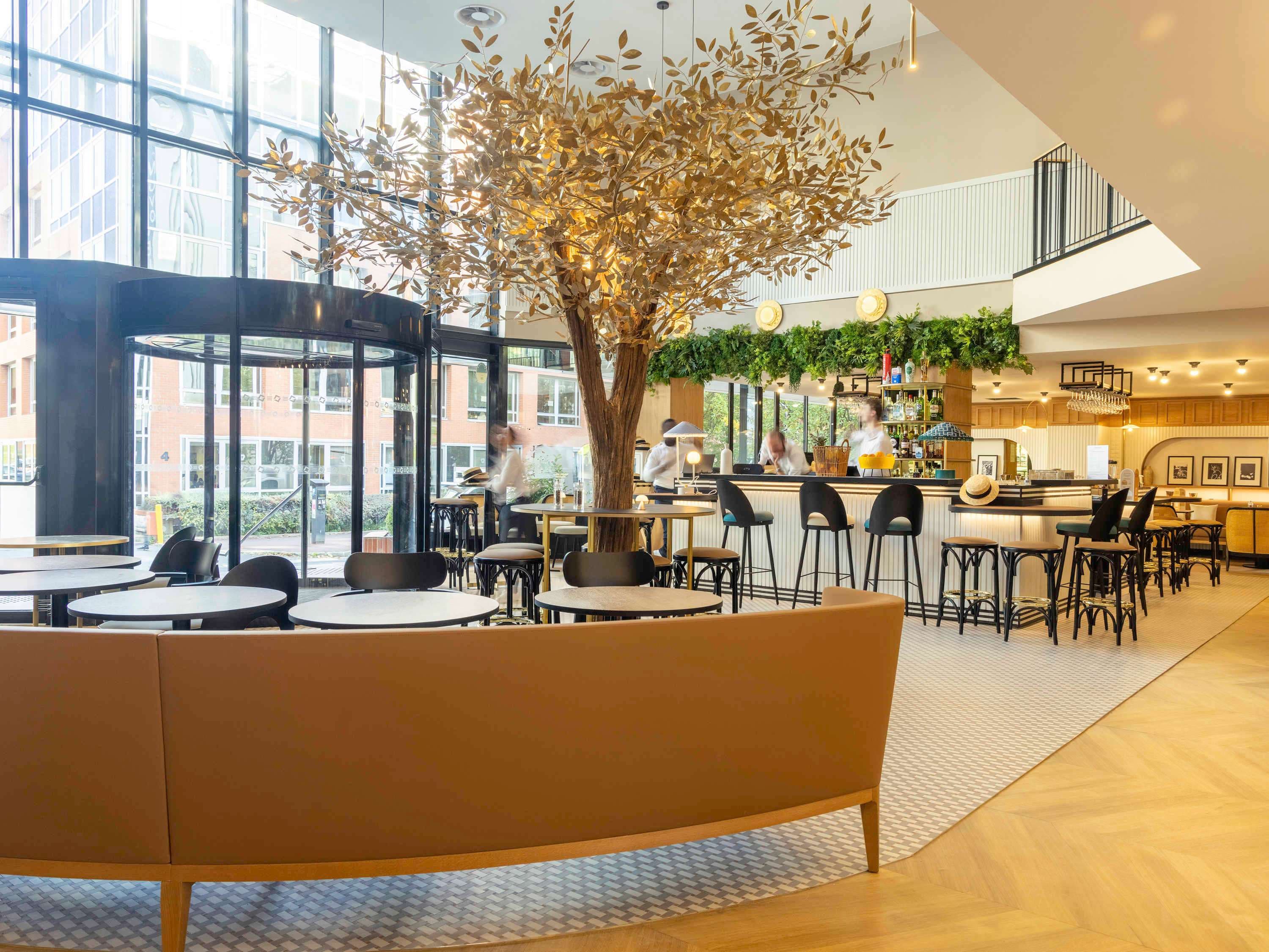 Novotel Paris Suresnes Longchamp