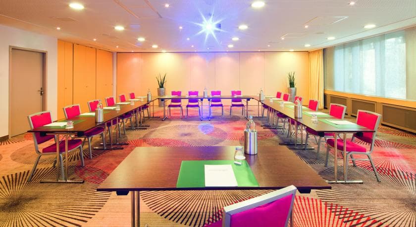 Mövenpick Hotel Den Haag - Voorburg