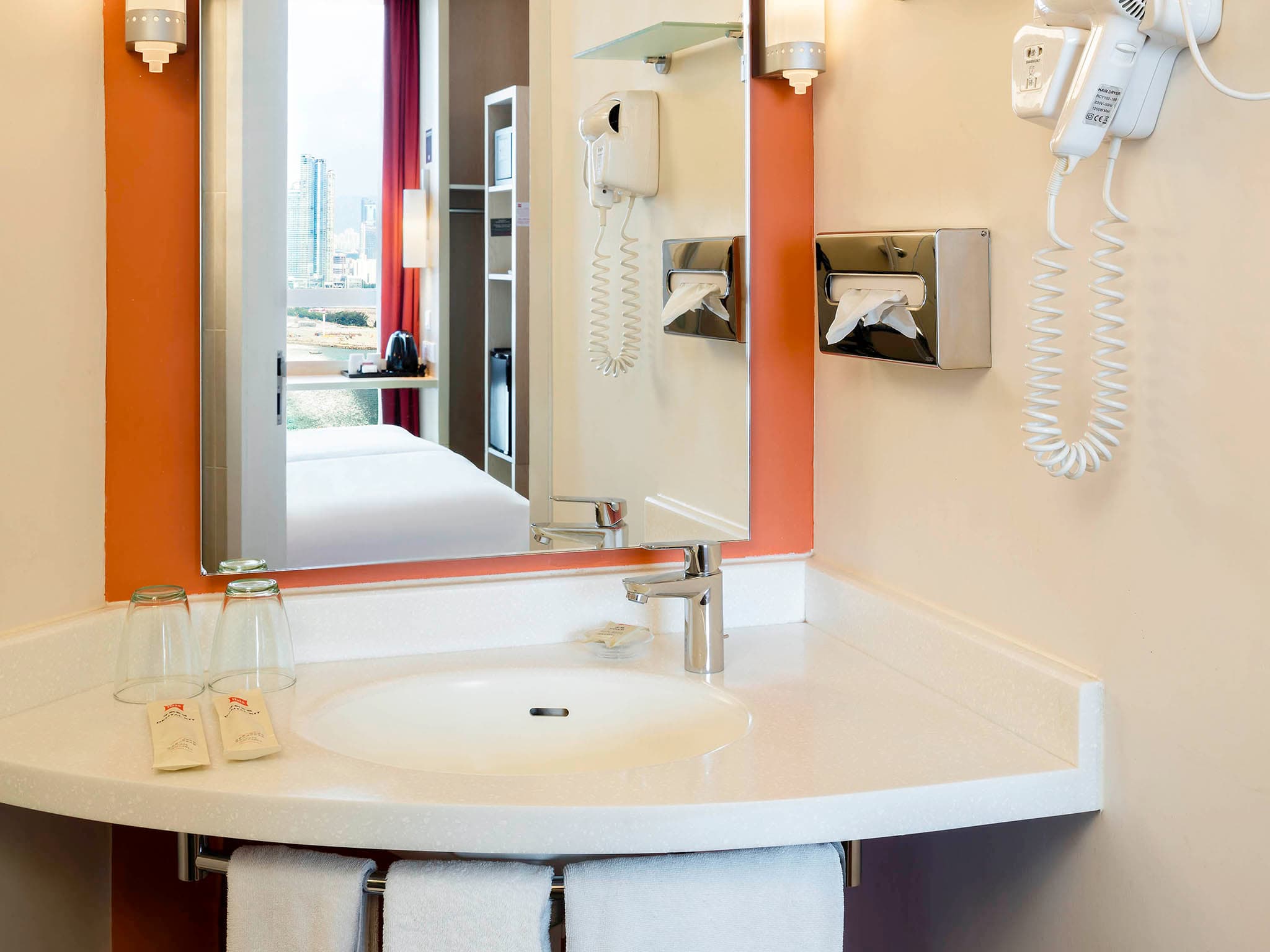 Ibis Hong Kong Central and Sheung Wan Hotel