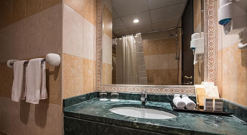 Emirates Grand Hotel Apartments